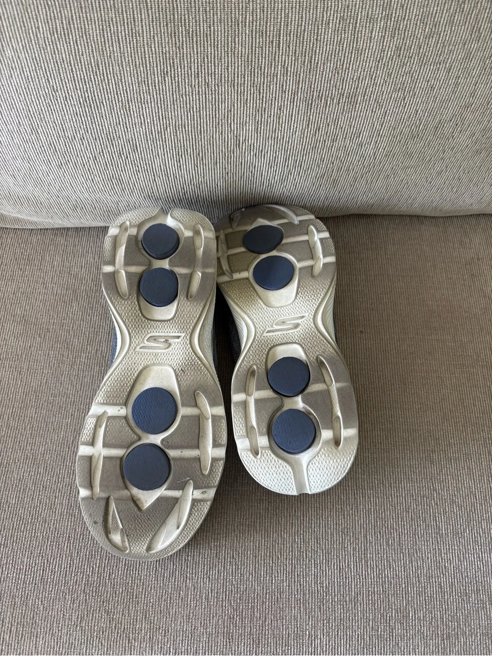 Skechers Men's Go Max. Sz 11.